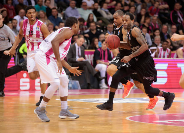 习和球员间 习和球员间